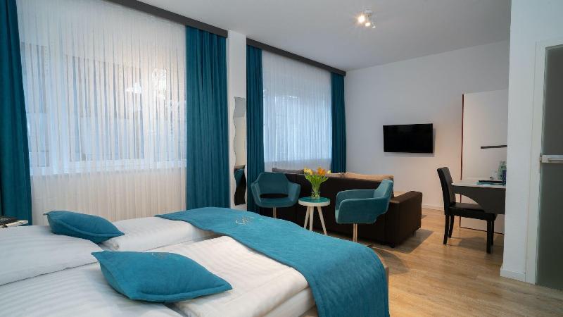 Friends Hotel Bad Salzuflen - Oda