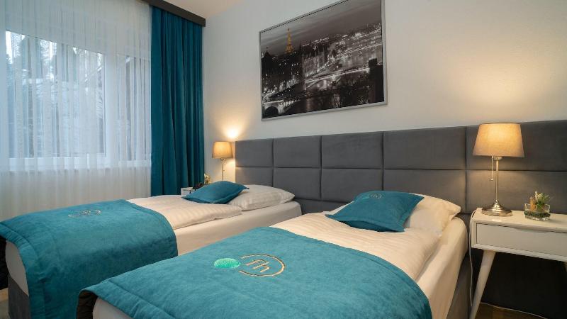 Friends Hotel Bad Salzuflen - Oda