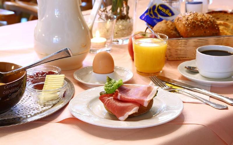 Hotel Kaiserpfalz - Restoran