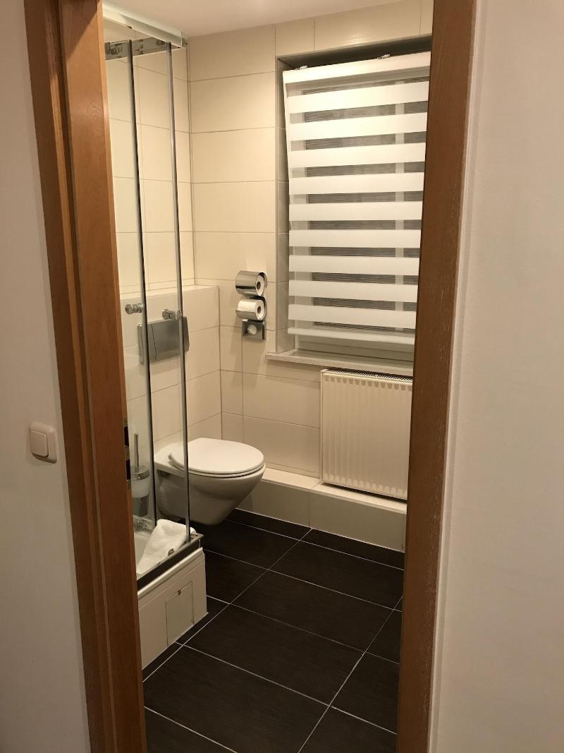 Boutique Hotel Goldene Henne - Lobi