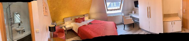 Boutique Hotel Goldene Henne - Oda