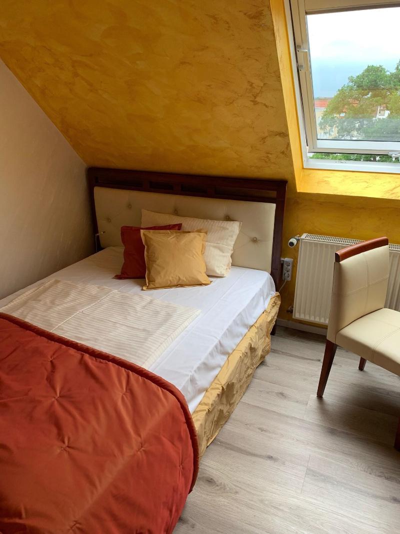Boutique Hotel Goldene Henne - Oda