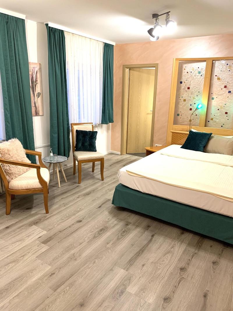 Boutique Hotel Goldene Henne - Oda