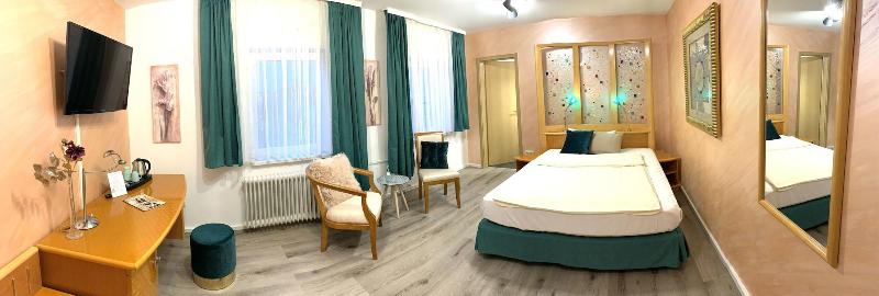 Boutique Hotel Goldene Henne - Oda