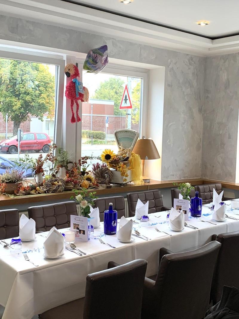 Boutique Hotel Goldene Henne - Restoran