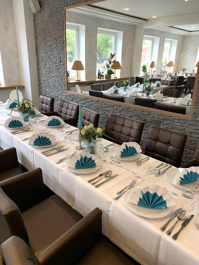 Boutique Hotel Goldene Henne - Restoran