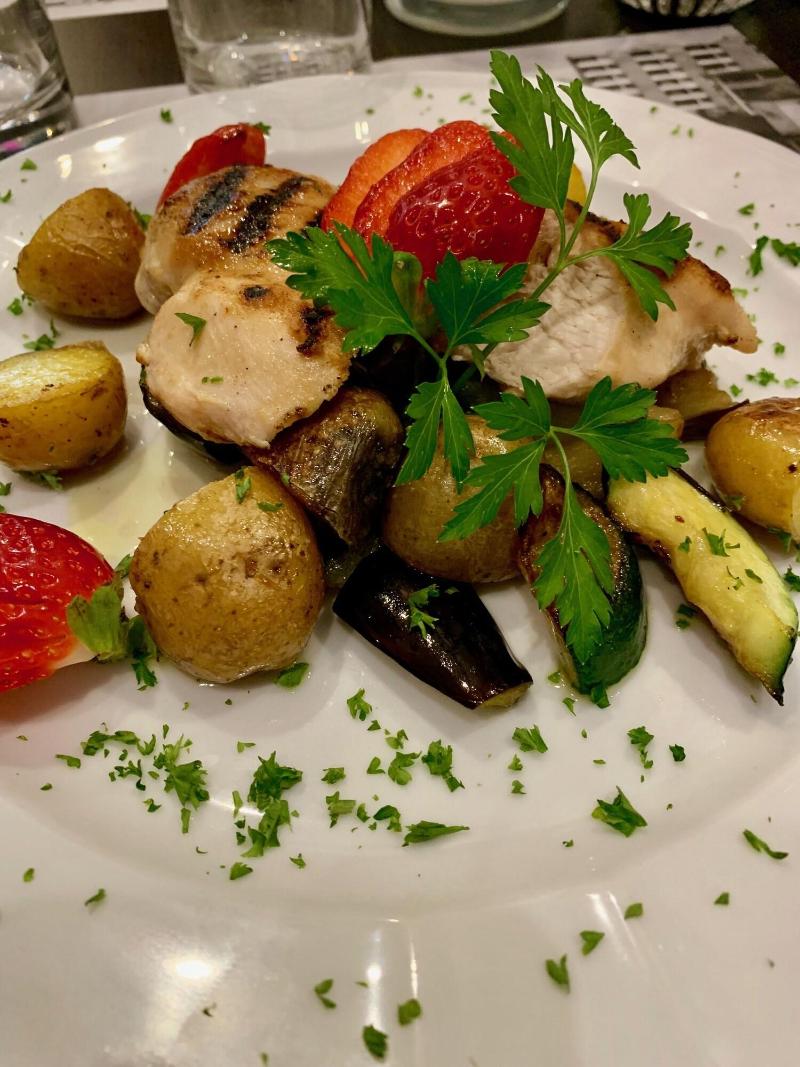 Boutique Hotel Goldene Henne - Restoran