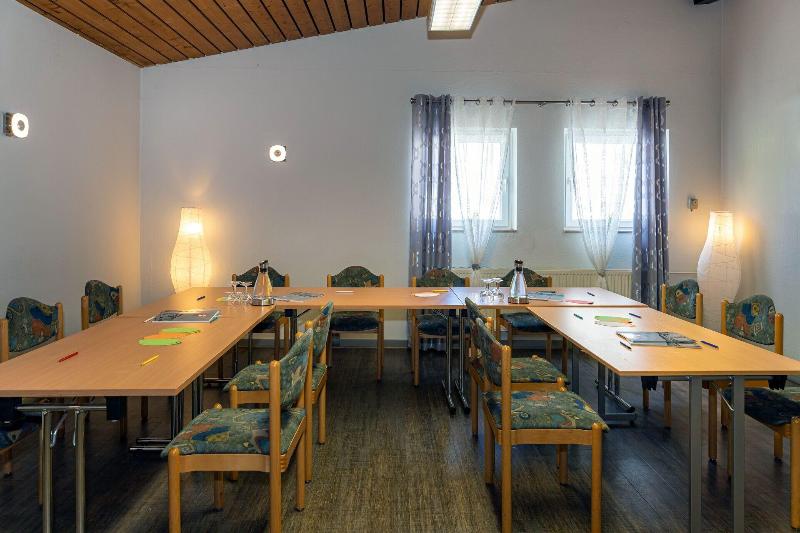 Restaurant & Landhotel Zum Niestetal - Toplantı