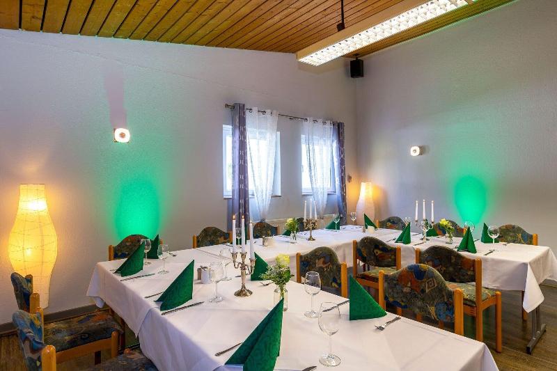 Restaurant & Landhotel Zum Niestetal - Restoran