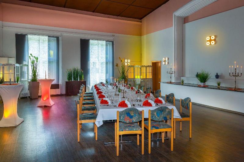 Restaurant & Landhotel Zum Niestetal - Restoran