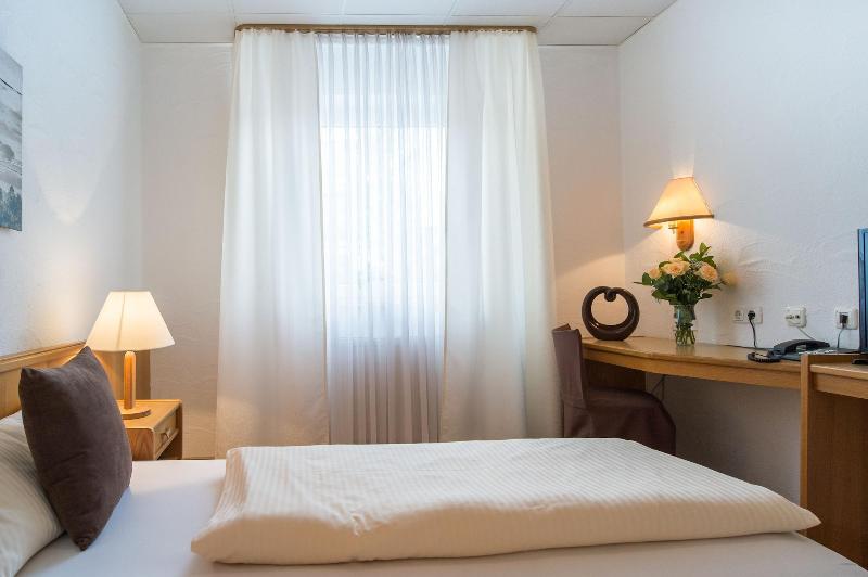 Hotel Restaurant Schwyzerhuesli - Oda