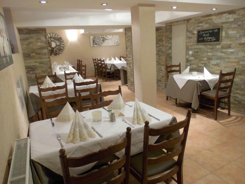 Hotel Restaurant Schwyzerhuesli - Restoran