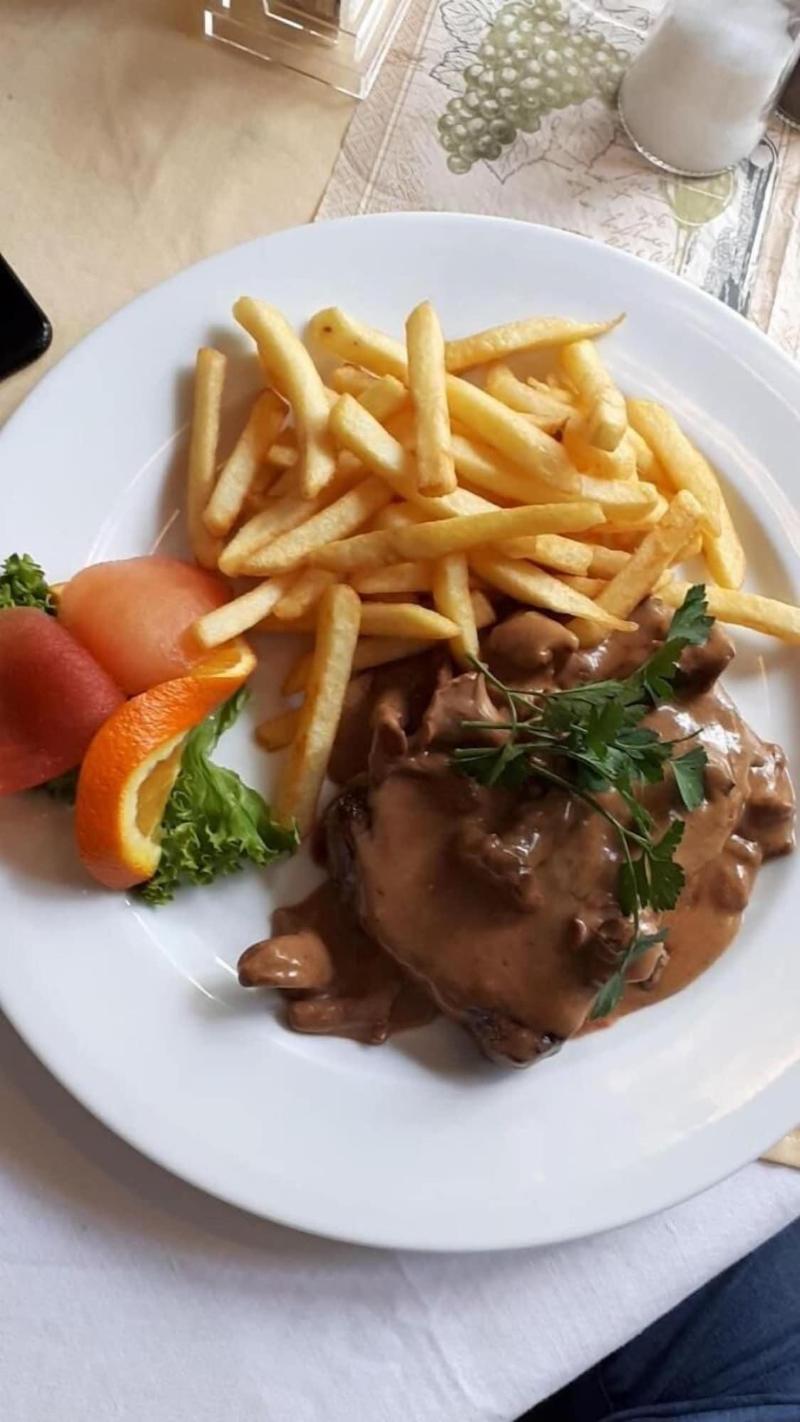 Hotel Grüner Baum - Restoran