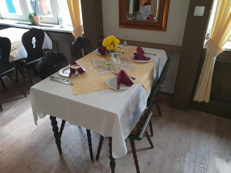 Hotel Grüner Baum - Restoran