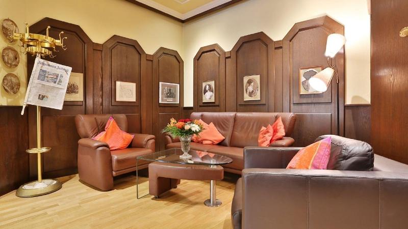 Hotel Krone - Lobi
