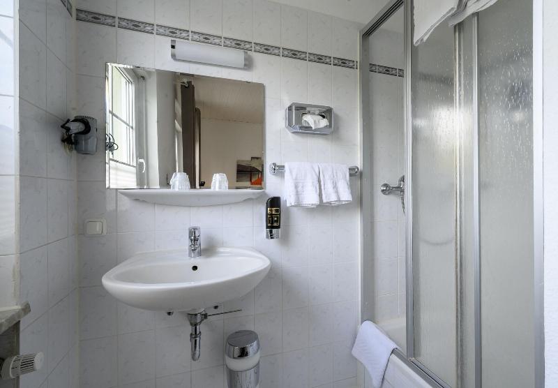 Hotel Krone - Oda