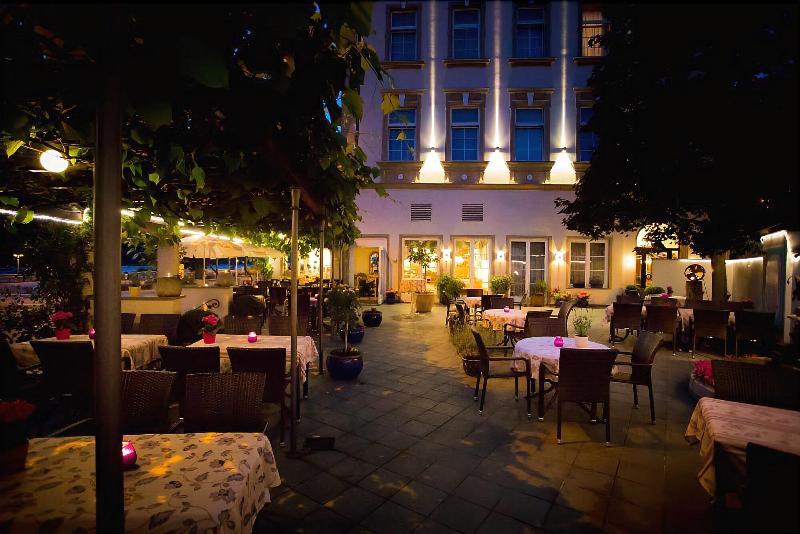Hotel Zwei Mohren - Genel
