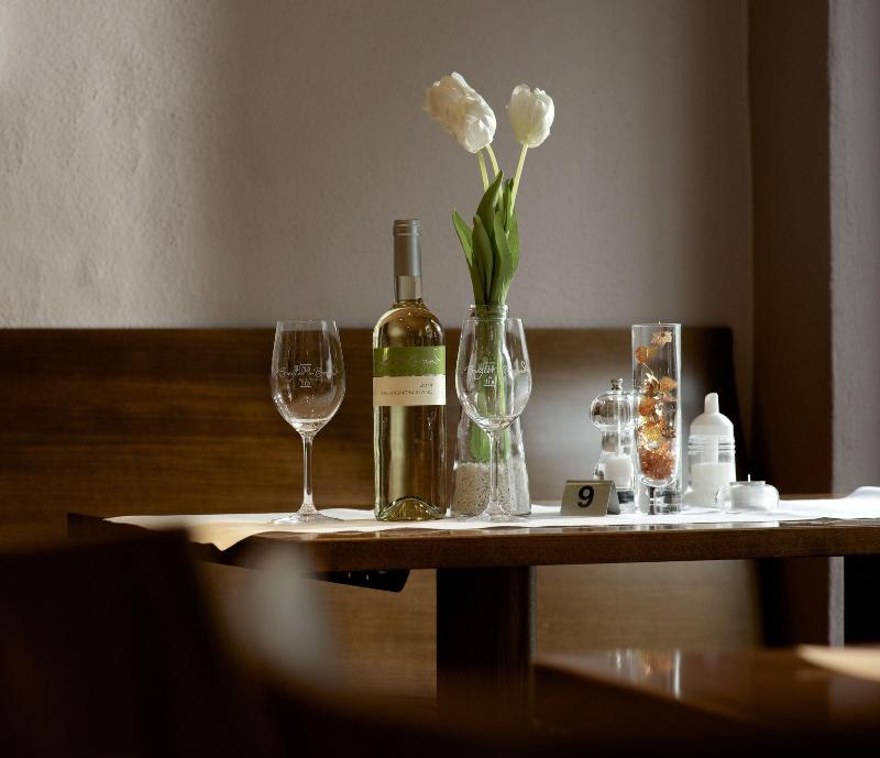 Weinhotel Kaisergarten - Restoran