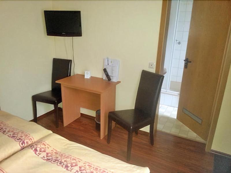 Hotel Sonnenhof Garni - Oda