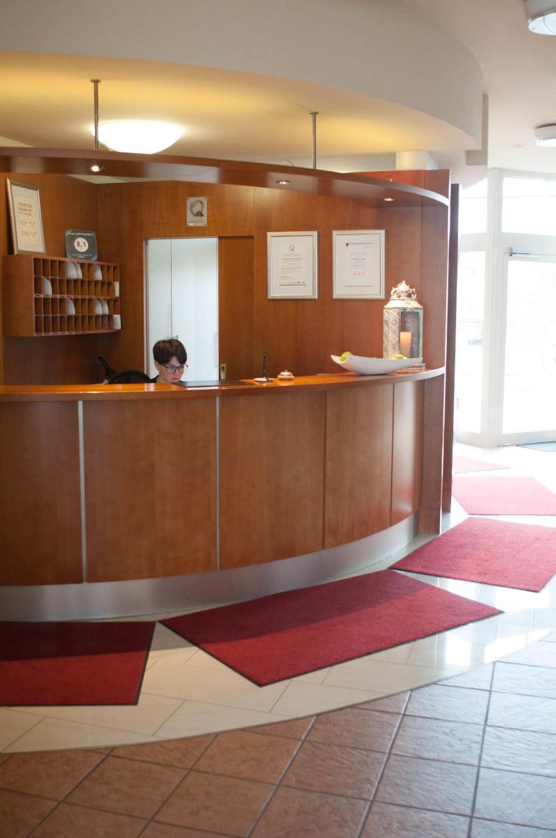 Hotel Stadt Püttlingen - Lobi
