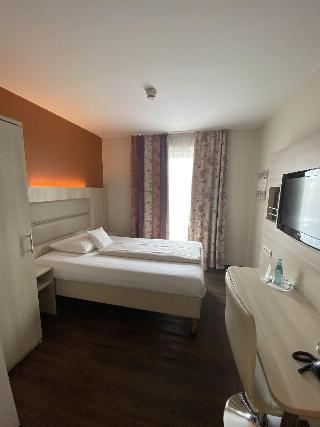 Hotel Rödelheimer Hof - Am Wasserturm fotoÄŸrafÄ±