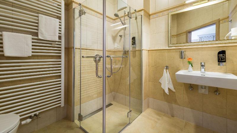 Hotel Rebstock - Oda