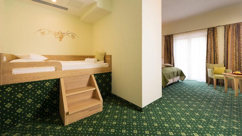 Hotel Rebstock - Oda