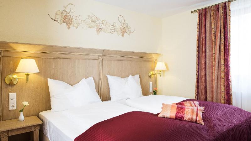 Hotel Rebstock - Oda