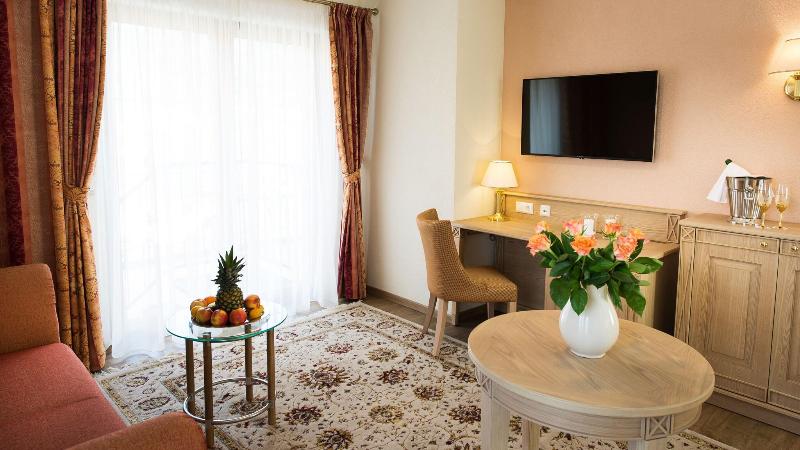 Hotel Rebstock - Oda