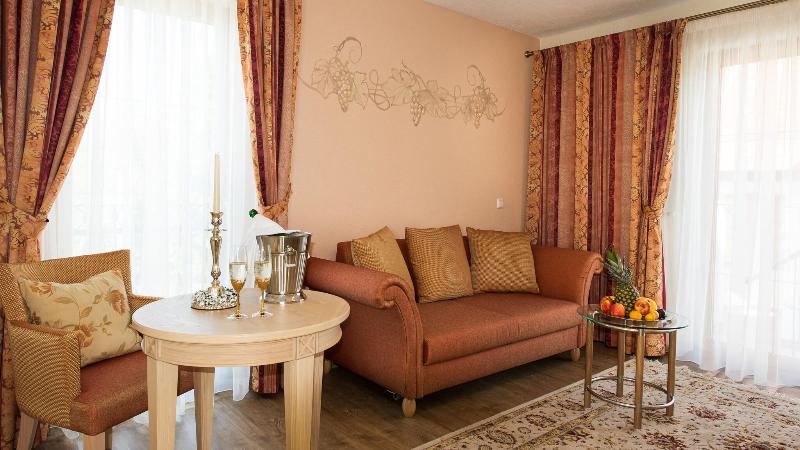 Hotel Rebstock - Oda