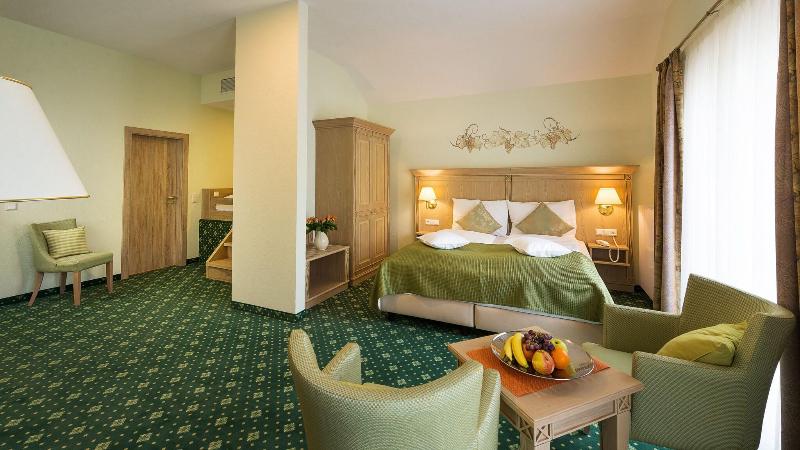 Hotel Rebstock - Oda