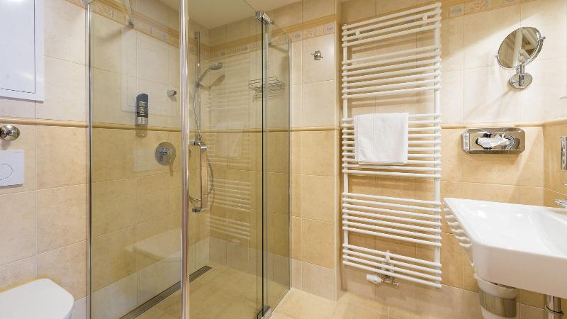 Hotel Rebstock - Oda