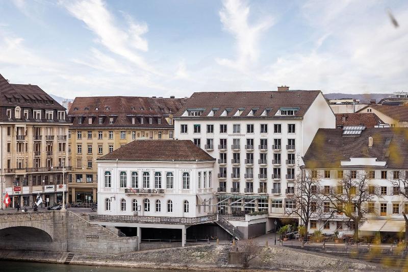 Merian Basel - Self Check-In - Genel