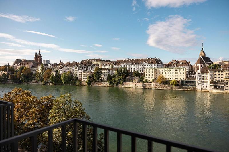 Merian Basel - Self Check-In - Genel