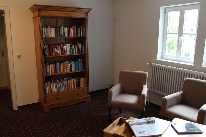 Hotel Gasthof Goldener Adler - Lobi