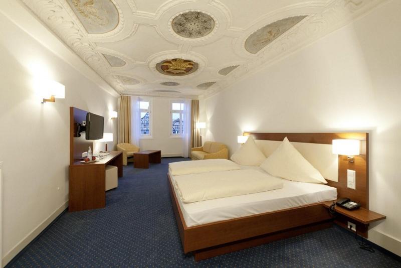 Hotel Gasthof Goldener Adler - Oda