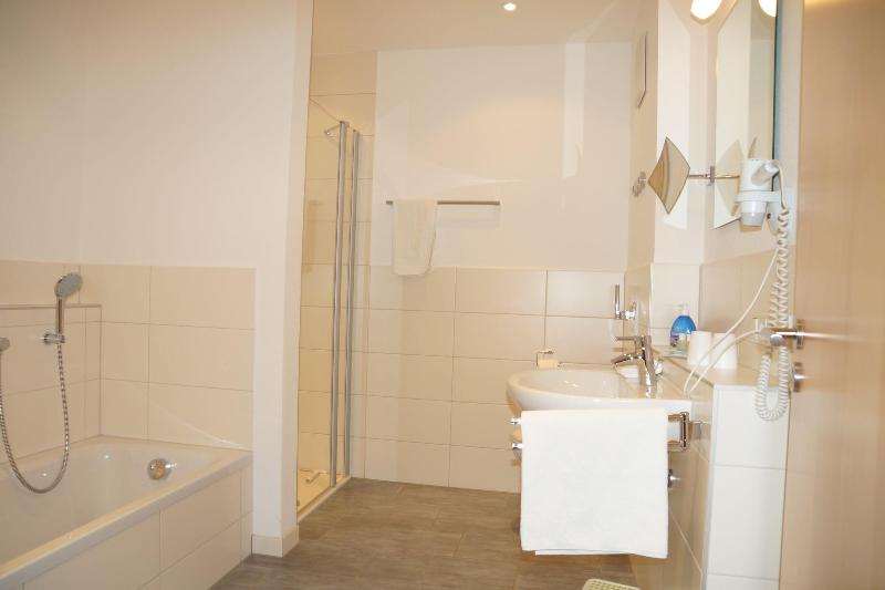 Seehotel und Appartements Schnöller - Oda