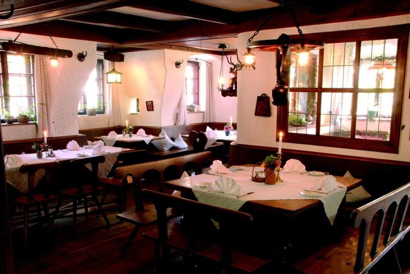 Romantik Hotel Zum Klosterbräu - Restoran