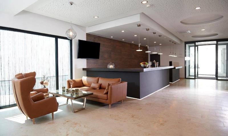 NEW IN - Ingolstadt - Gaimersheim - Lobi