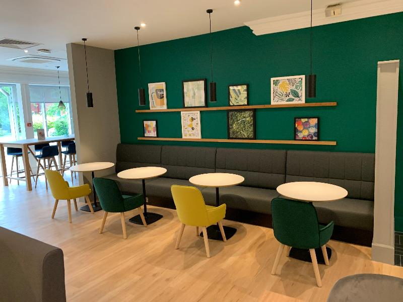 Holiday Inn Aylesbury - Bar
