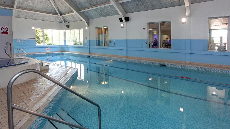 Holiday Inn Aylesbury - Havuz