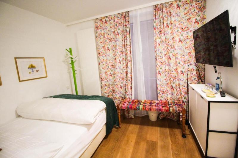 das kleine Hotel in München - Oda