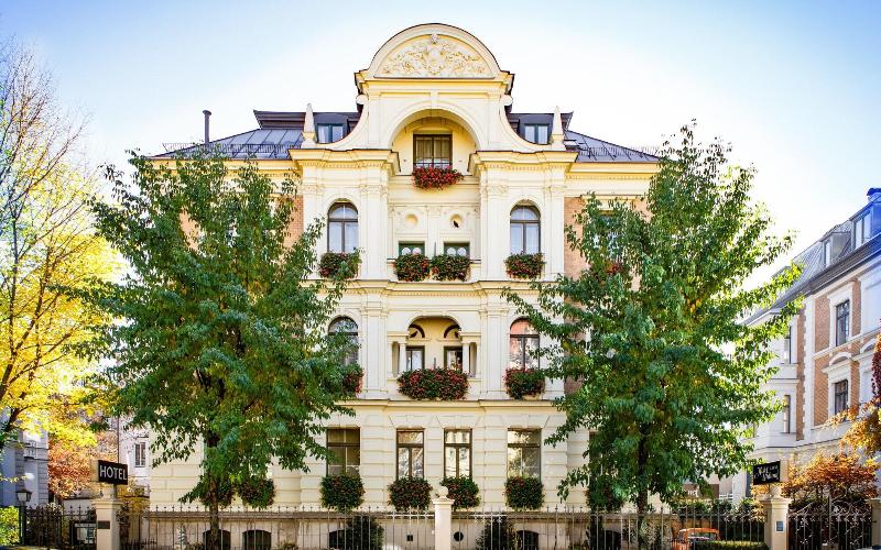 Hotel Uhland - Genel