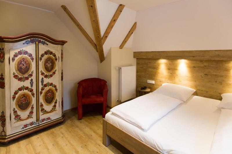Hotel Uhland - Oda