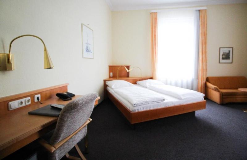 Hotel Uhland - Oda