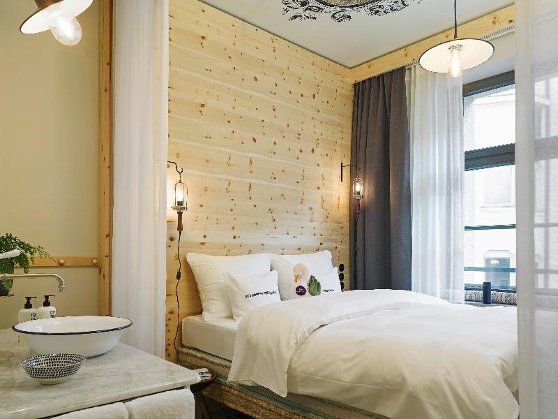 25Hours Hotel Munich The Royal Bavarian - Oda