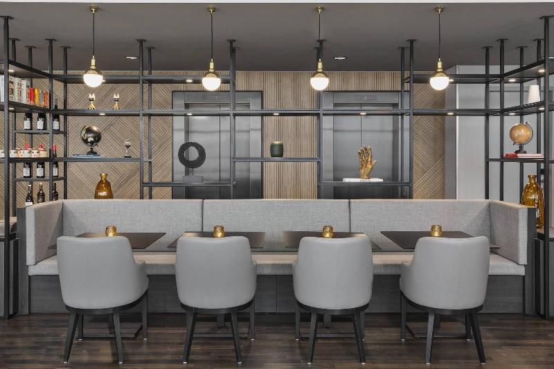 Residence Inn By Marriott Munich Ostbahnhof - Restoran