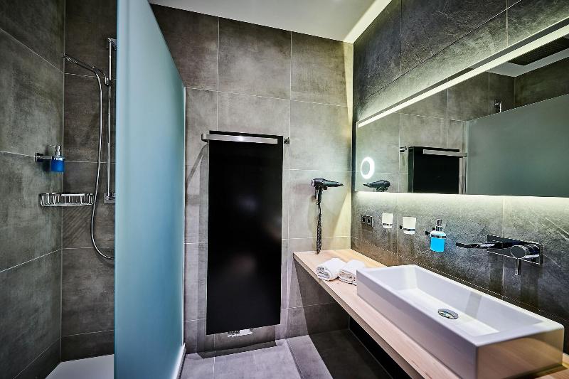 Posthotel Walhalla Regensburg Ost - Oda