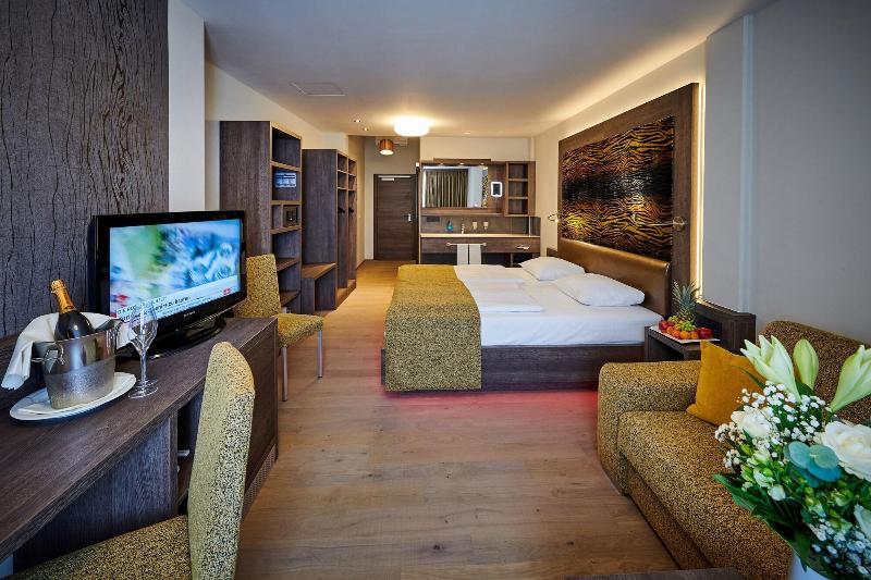 Posthotel Walhalla Regensburg Ost - Oda