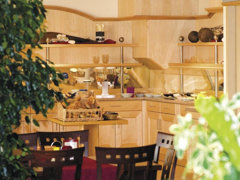 Panorama-Hotel Am See - Restoran